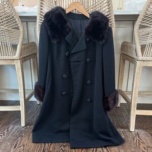 Elegant Black Double-Breasted Coat with Fur Trim
